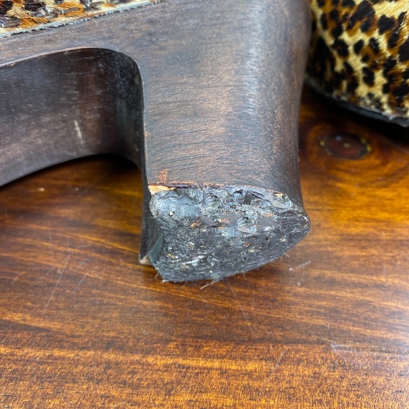 Dansko Cheetah Print Mules/Slides Size: 10 - Picture 7 of 7
